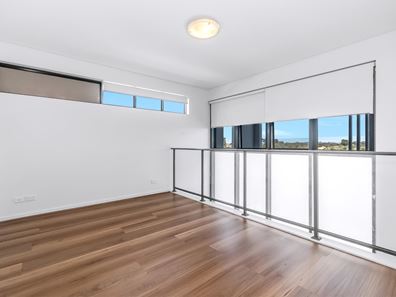 69/16 Midgegooroo Avenue, Cockburn Central WA 6164