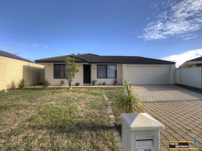 8 Kemshall Way, Maddington WA 6109