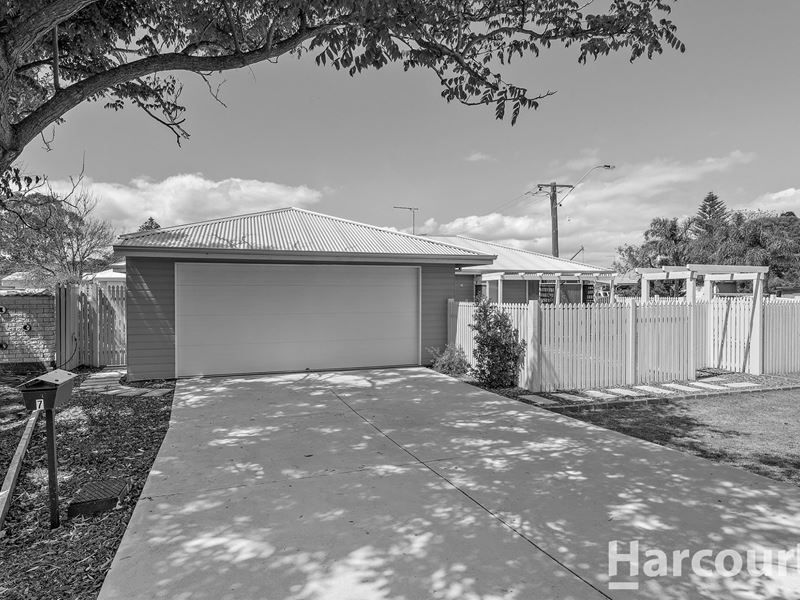 7 Dadger Street, Dudley Park WA 6210
