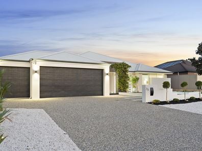 33 Heritage Park Drive, Baldivis WA 6171