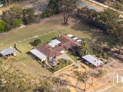 8 Hillcrest Ridge, Woodridge WA 6041