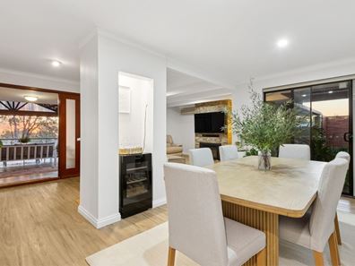 154 Williams Street, Gooseberry Hill WA 6076