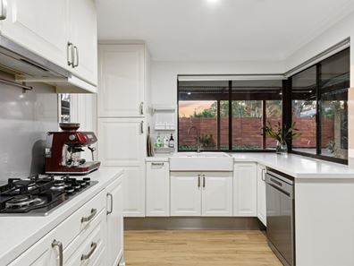 154 Williams Street, Gooseberry Hill WA 6076