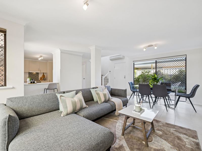 2/3 Tareena  Street, Nedlands WA 6009