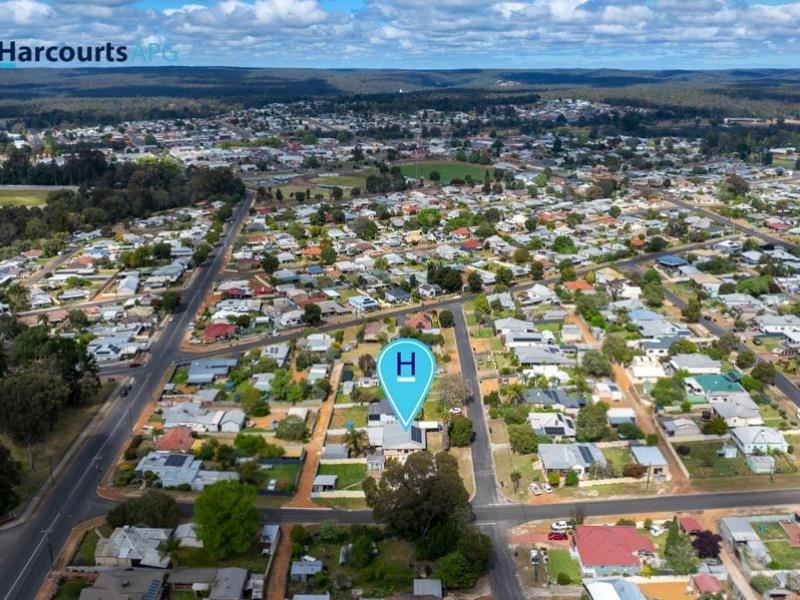 8 Swanstone Street, Collie WA 6225