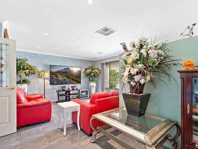 20 Seminole Gardens, Seville Grove WA 6112