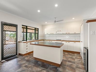 14 Winckel Court, Cable Beach WA 6726