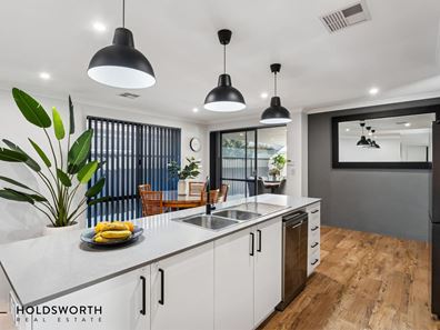 30 Wraysbury Road, Aveley WA 6069