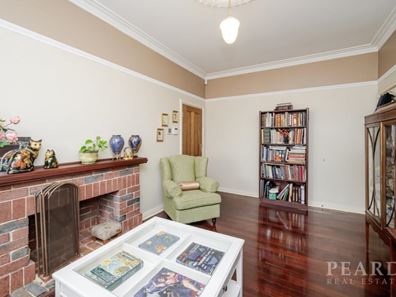 9 Chapman Street, Bassendean WA 6054
