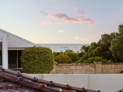 1 Clearwater Place, Hillarys WA 6025