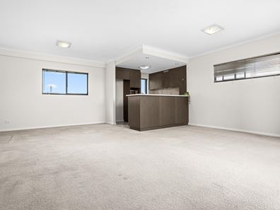 42/2 Stockton Bend, Cockburn Central WA 6164