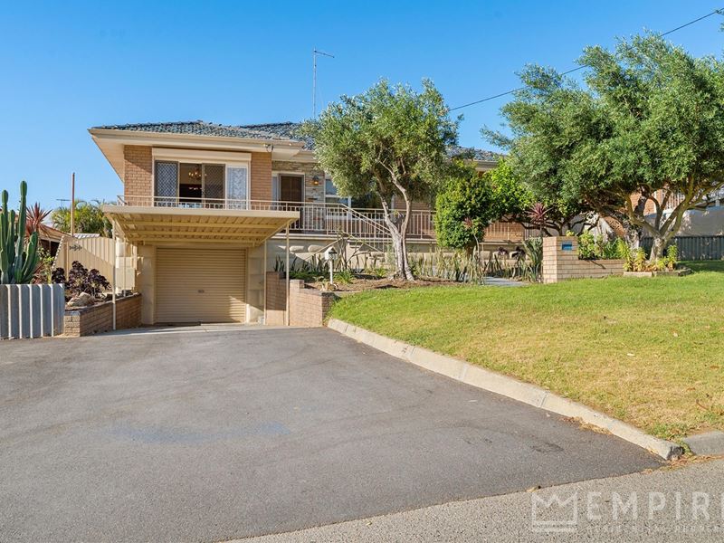 30 Pomfret Road, Spearwood WA 6163