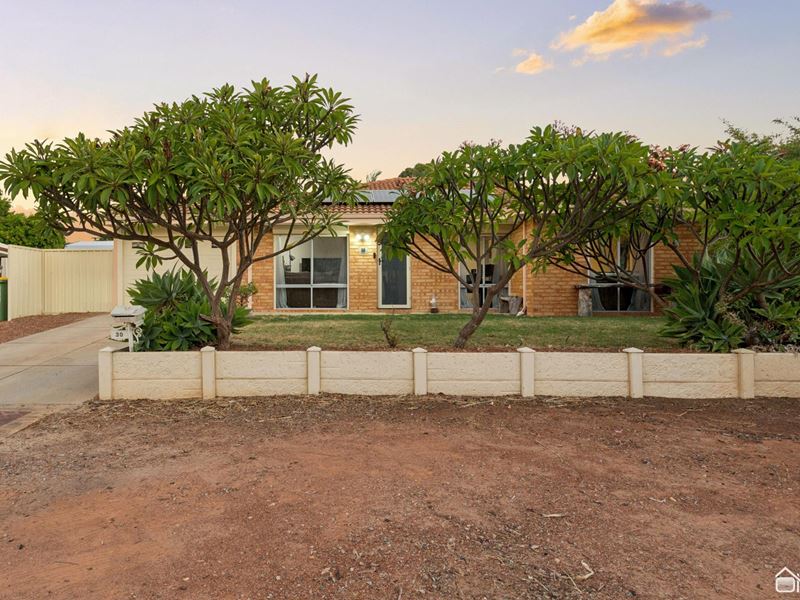 30 Petrel Close, Seville Grove