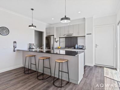 41/15 Kardan Loop, Falcon WA 6210