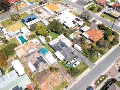 4a Chataway Road, Girrawheen WA 6064