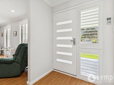 55 Glencairn Way, Parkwood WA 6147