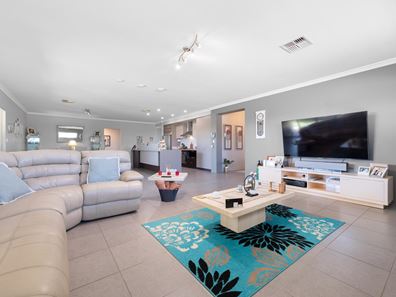 3 Jarbell Way, Huntingdale WA 6110