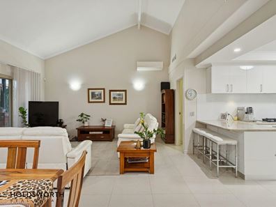 15 Moulden Avenue, Yokine WA 6060