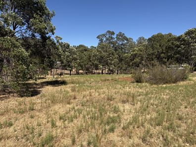 59 Lyons Road, Waroona WA 6215