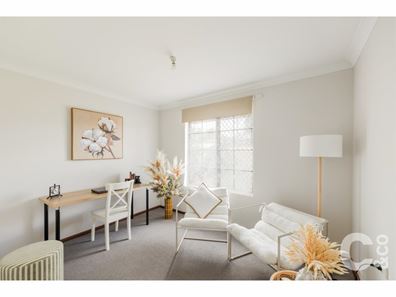 17 Preston Road, Parmelia WA 6167