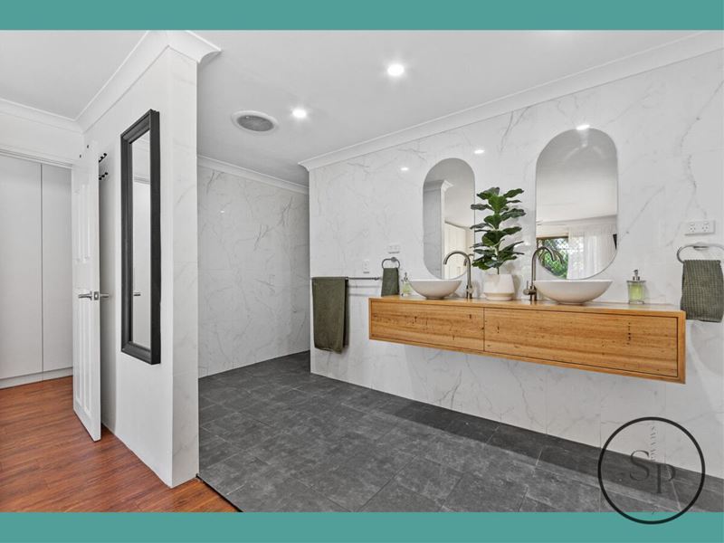 7 Satinash Retreat, Halls Head WA 6210