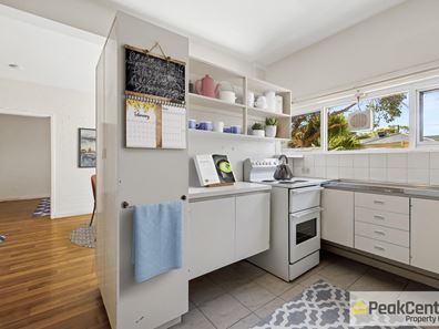 2/37 Paulik Way, Hamilton Hill WA 6163