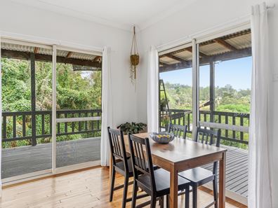 13 Carey Street, Bridgetown WA 6255