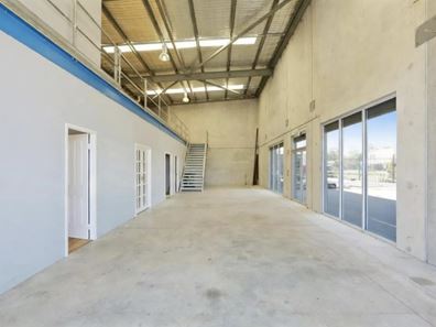 1/11 Alex Wood Drive, Forrestdale WA 6112