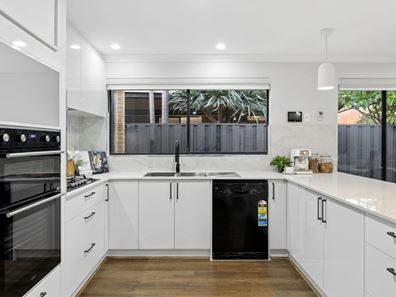 95 Charlottes Vista, Ellenbrook WA 6069
