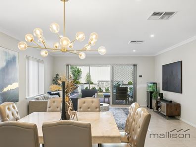 3B Coleman Crescent, Melville WA 6156