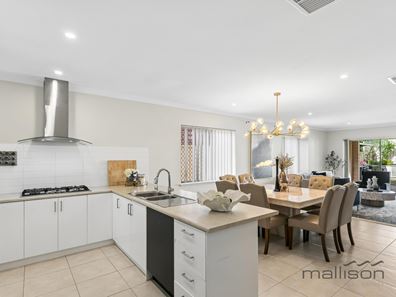 3B Coleman Crescent, Melville WA 6156