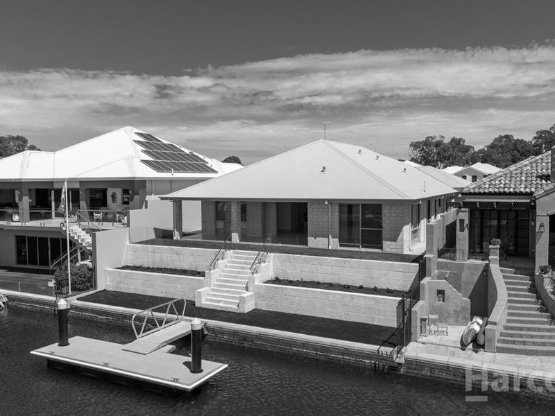 15 Leisure Way, Halls Head WA 6210