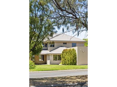 93 Fairway Circle, Connolly WA 6027