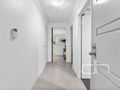 8 Donatello Drive, Landsdale WA 6065