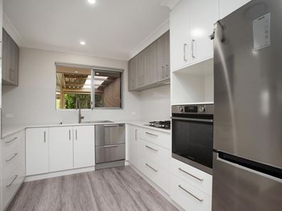 4A Cox Place, Craigie WA 6025