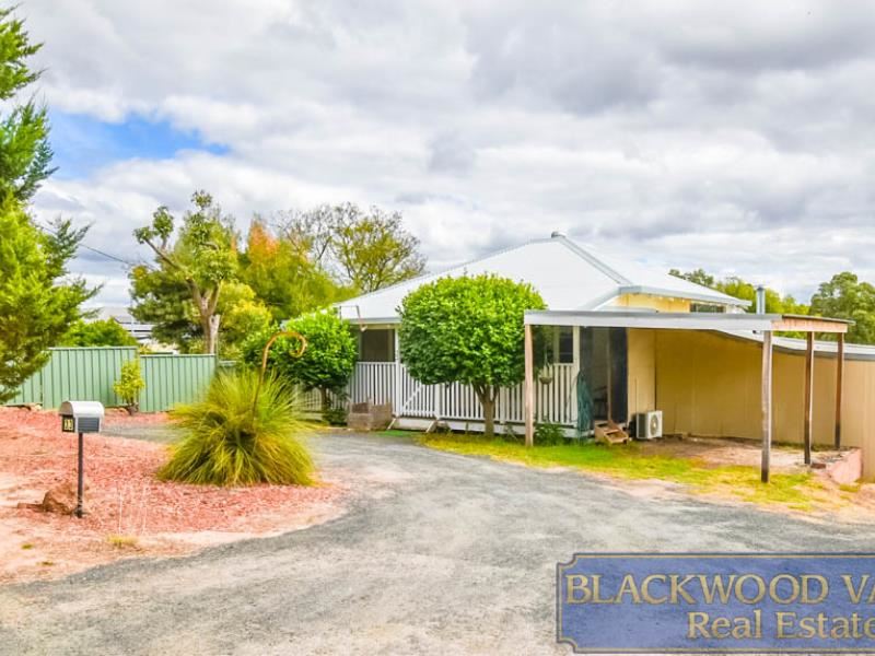 33 Padbury Road, Bridgetown WA 6255
