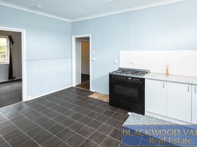 33 Padbury Road, Bridgetown WA 6255