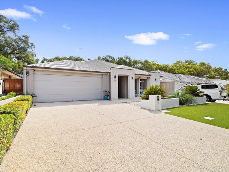 18 Willow Brook View, Meadow Springs