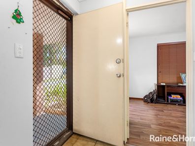 35 Mercer Way, Balga WA 6061