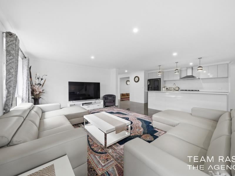 14 Vetter Road, Clarkson