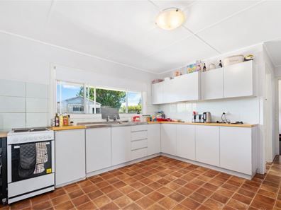 4 Clio Street, Falcon WA 6210