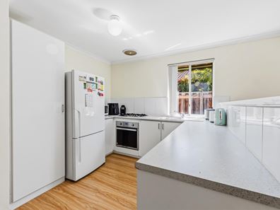 323 Belmont Avenue, Cloverdale WA 6105