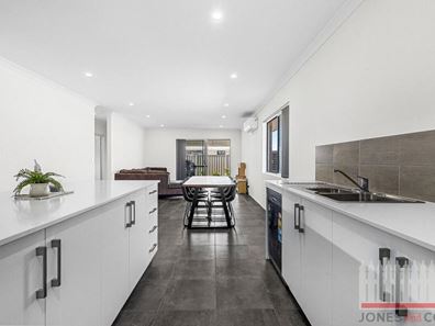 14 Vigilant Street, Two Rocks WA 6037
