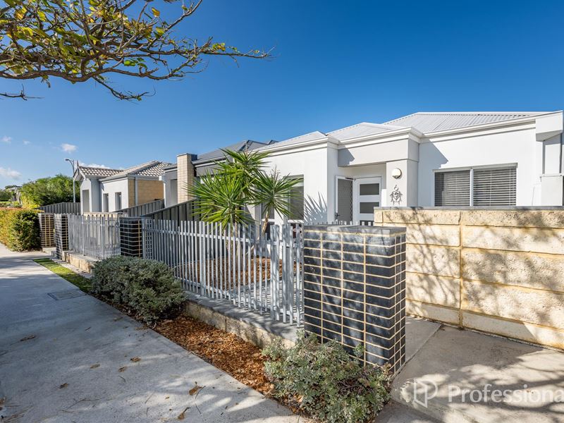 6 Lutea Lane, Jindalee WA 6036