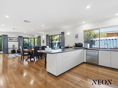 6 Williams Road, Melville WA 6156