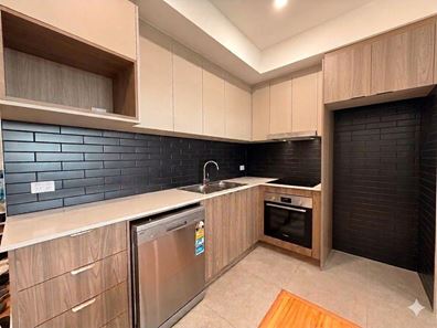 405/14 Leila Street, Cannington WA 6107