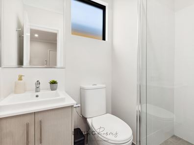 Room/6  13 Chaplin Road, Success WA 6164