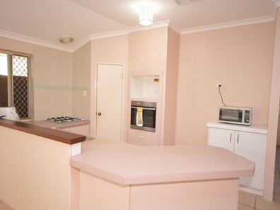 24 Earl Street, Wannanup WA 6210
