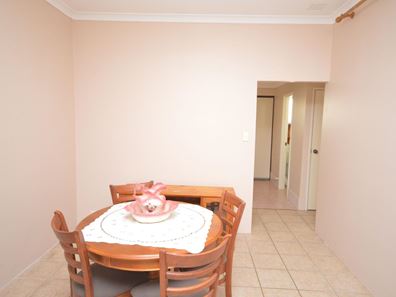 24 Earl Street, Wannanup WA 6210