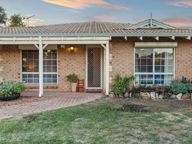 4 Tenby Close, Merriwa WA 6030
